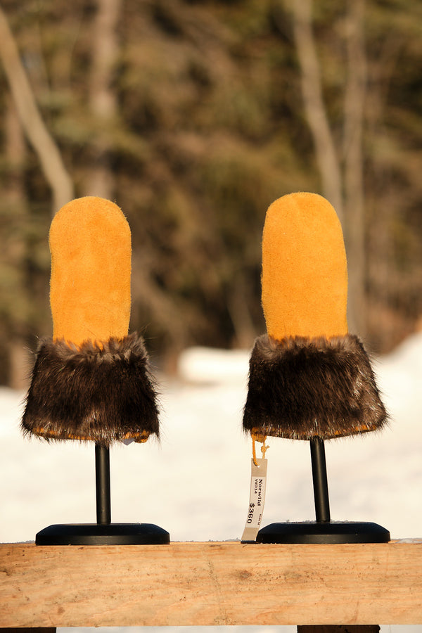 Child Medium Fur mittens