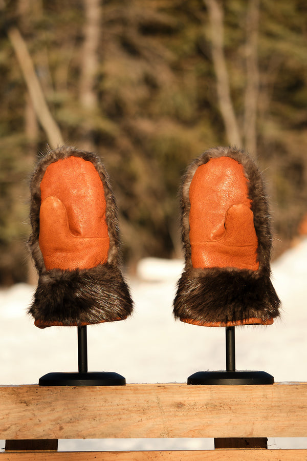 Unique fur Mittens