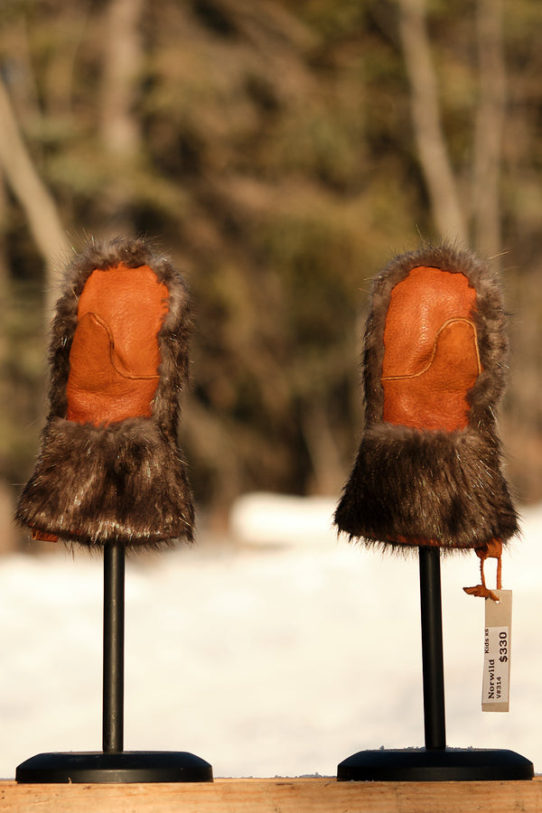 Child Fur mittens