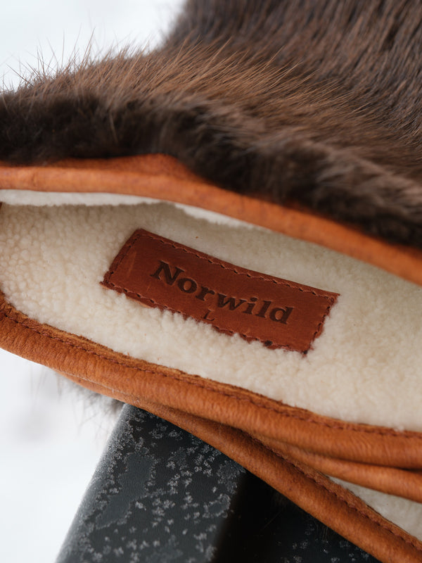 Beaver Fur Gauntlets